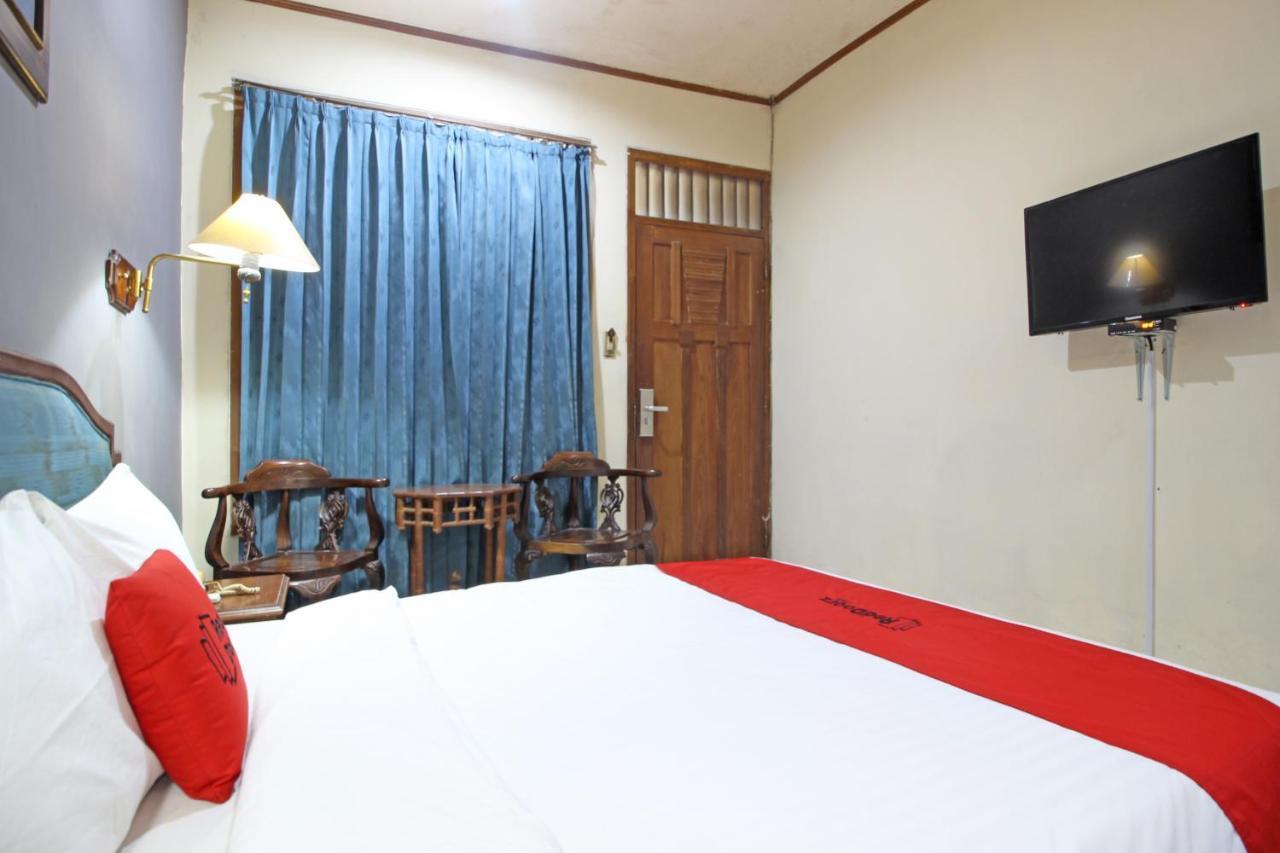 Reddoorz Near Malioboro Tugu Station Jogja Ξενοδοχείο Γιογκιακάρτα Εξωτερικό φωτογραφία