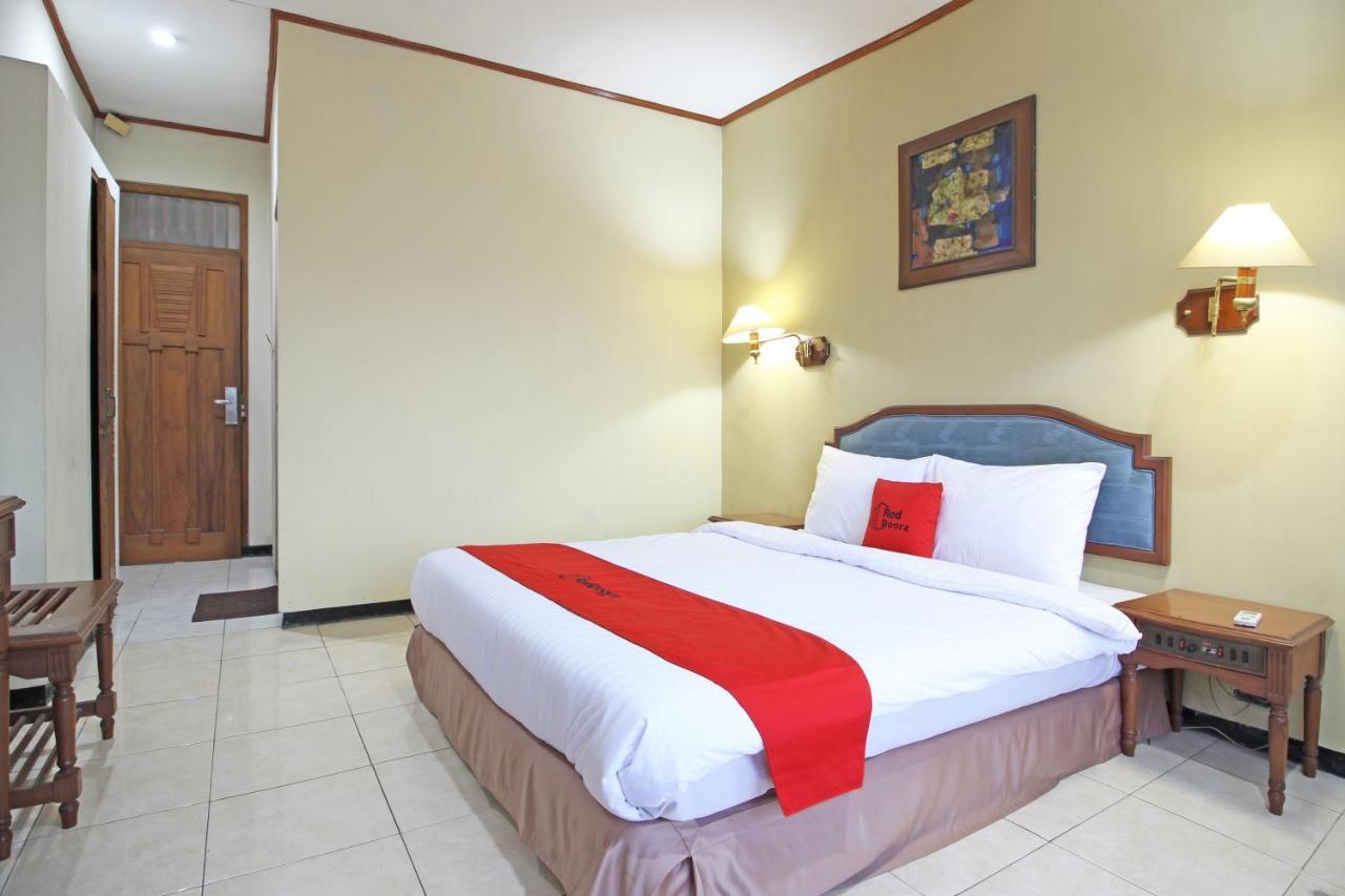 Reddoorz Near Malioboro Tugu Station Jogja Ξενοδοχείο Γιογκιακάρτα Εξωτερικό φωτογραφία