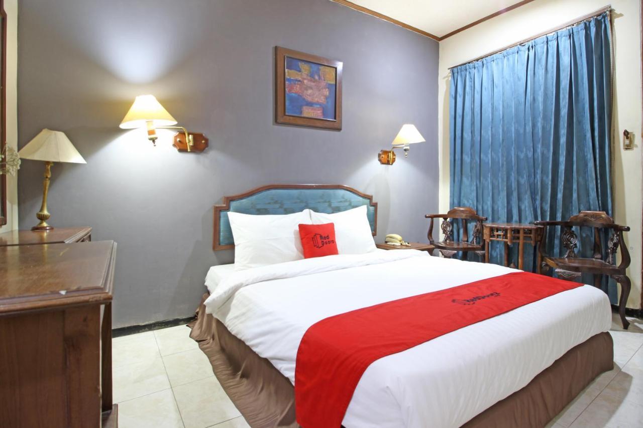 Reddoorz Near Malioboro Tugu Station Jogja Ξενοδοχείο Γιογκιακάρτα Εξωτερικό φωτογραφία